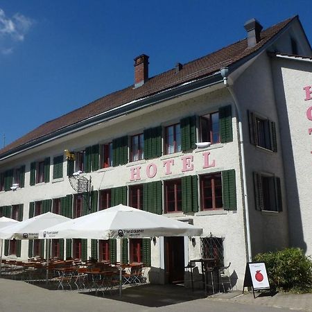 Gasthof Loewen Bassersdorf Luaran gambar